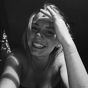 Meet your Posher, Seyonna